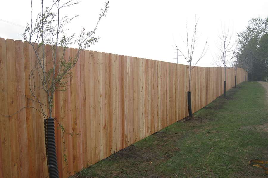 Extraordinaire Fence - Western Red Cedar install in Sioux Falls