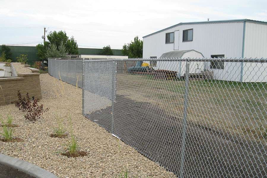 Extraordinaire Fence - Chain Link install 2 in Sioux Falls