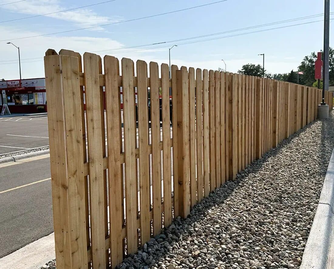 Extraordinaire Fence - 6' Shadowbox Cedar install in Sioux Falls